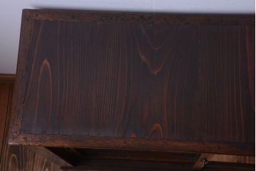 アンティーク家具　和製アンティーク　上品なデザインのガラス戸収納棚