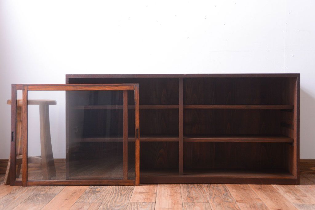 アンティーク家具　和製アンティーク　前面欅材!大きなガラス引き戸の収納棚(2)