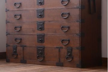 アンティーク家具　古民具・骨董　江戸〜明治期　総桐材!珍しいデザインの薄型時代箪笥(桐箪笥、桐たんす)