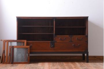 アンティーク家具　古民具・骨董　結霜ガラス入り!前面欅材の時代箪笥ローボード