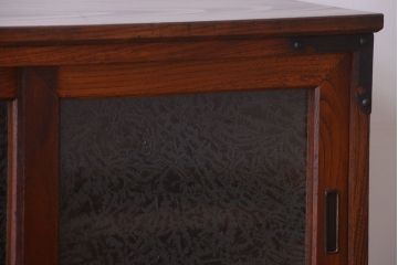 アンティーク家具　古民具・骨董　結霜ガラス入り!前面欅材の時代箪笥ローボード