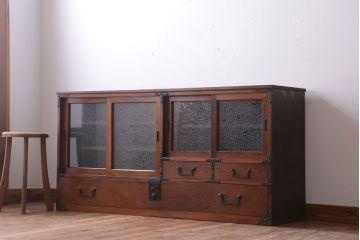 アンティーク家具　古民具・骨董　結霜ガラス入り!前面欅材の時代箪笥ローボード