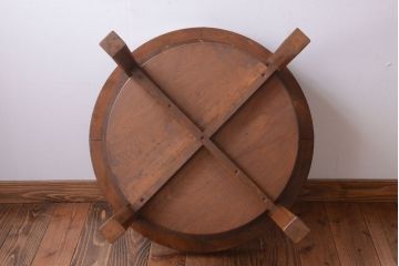 レトロ家具　和製アンティーク　レトロデザインのラウンドテーブル