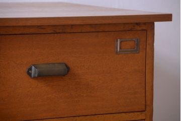 アンティーク家具　アンティーク　ネームプレート付き!天板ナラ材の両袖机(間仕切り・カウンターテーブル)