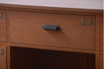アンティーク家具　アンティーク　ネームプレート付き!天板ナラ材の両袖机(間仕切り・カウンターテーブル)
