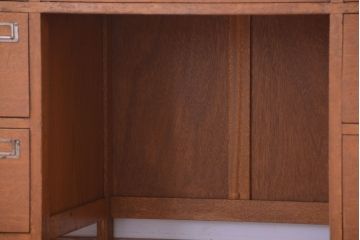 アンティーク家具　アンティーク　ネームプレート付き!天板ナラ材の両袖机(間仕切り・カウンターテーブル)