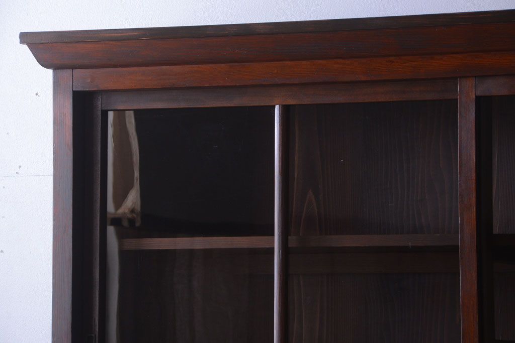 アンティーク家具　和製アンティーク　九尺物!4枚扉付き特大サイズの薄型木製戸棚