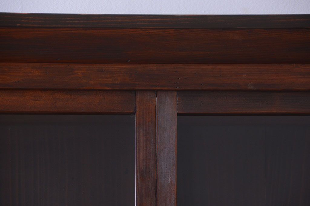 アンティーク家具　和製アンティーク　九尺物!4枚扉付き特大サイズの薄型木製戸棚