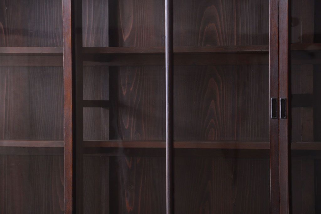 アンティーク家具　和製アンティーク　九尺物!4枚扉付き特大サイズの薄型木製戸棚