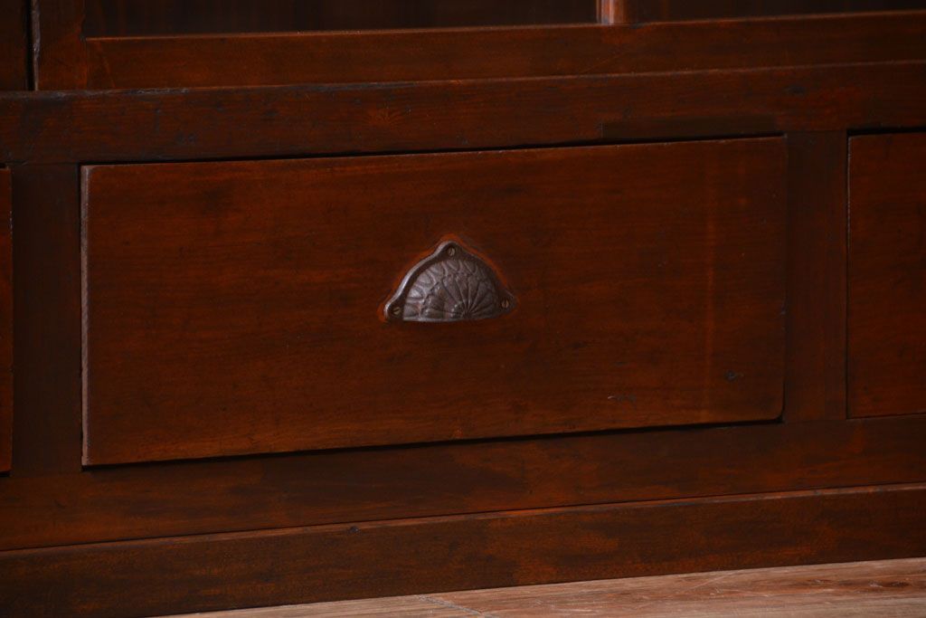 アンティーク家具　和製アンティーク　九尺物!4枚扉付き特大サイズの薄型木製戸棚