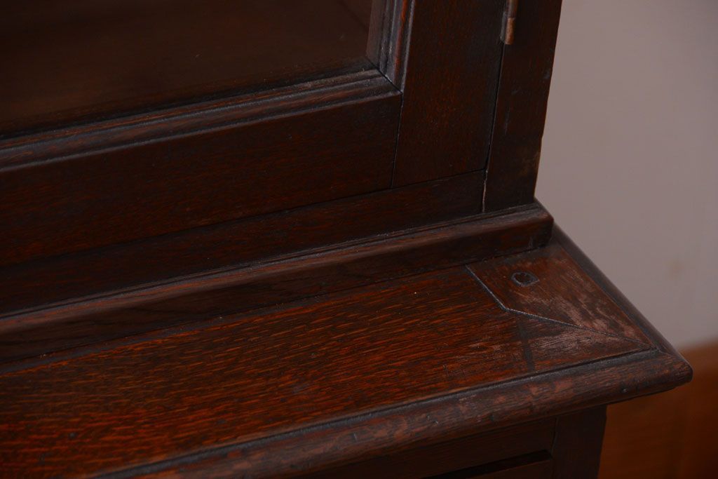 アンティーク家具　和製アンティーク　金具の装飾が上品な高級重ね本箱(書棚・ブックケース)