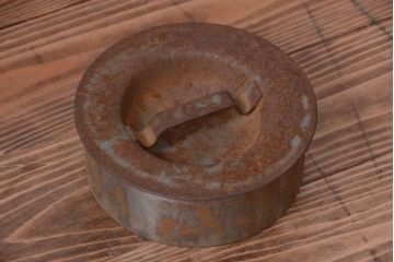 アンティーク雑貨　昭和レトロ 古いアイアンのミルク缶(牛乳缶)
