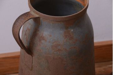 アンティーク雑貨　昭和レトロ 古いアイアンのミルク缶(牛乳缶)