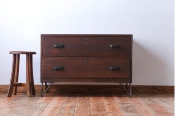 アンティーク家具　和製アンティーク　鉄脚付き!古い衣装箪笥ローボード(2)