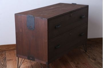 アンティーク家具　和製アンティーク　鉄脚付き!古い衣装箪笥ローボード(2)