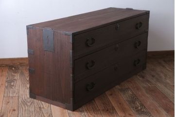 アンティーク家具　和製アンティーク　上品な金具の四尺桐箪笥ローボード(桐たんす)