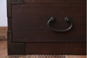 アンティーク家具　和製アンティーク　上品な金具の四尺桐箪笥ローボード(桐たんす)