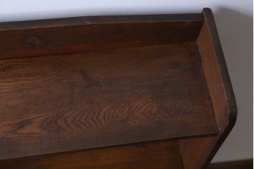 アンティーク家具　和製アンティーク　古い木製のシンプルな本棚