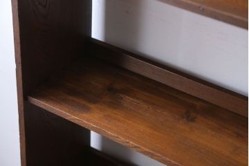 アンティーク家具　和製アンティーク　古い木製のシンプルな本棚
