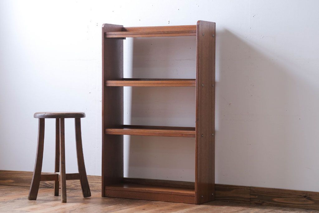 アンティーク家具　和製アンティーク シンプルなデザインの古い本棚