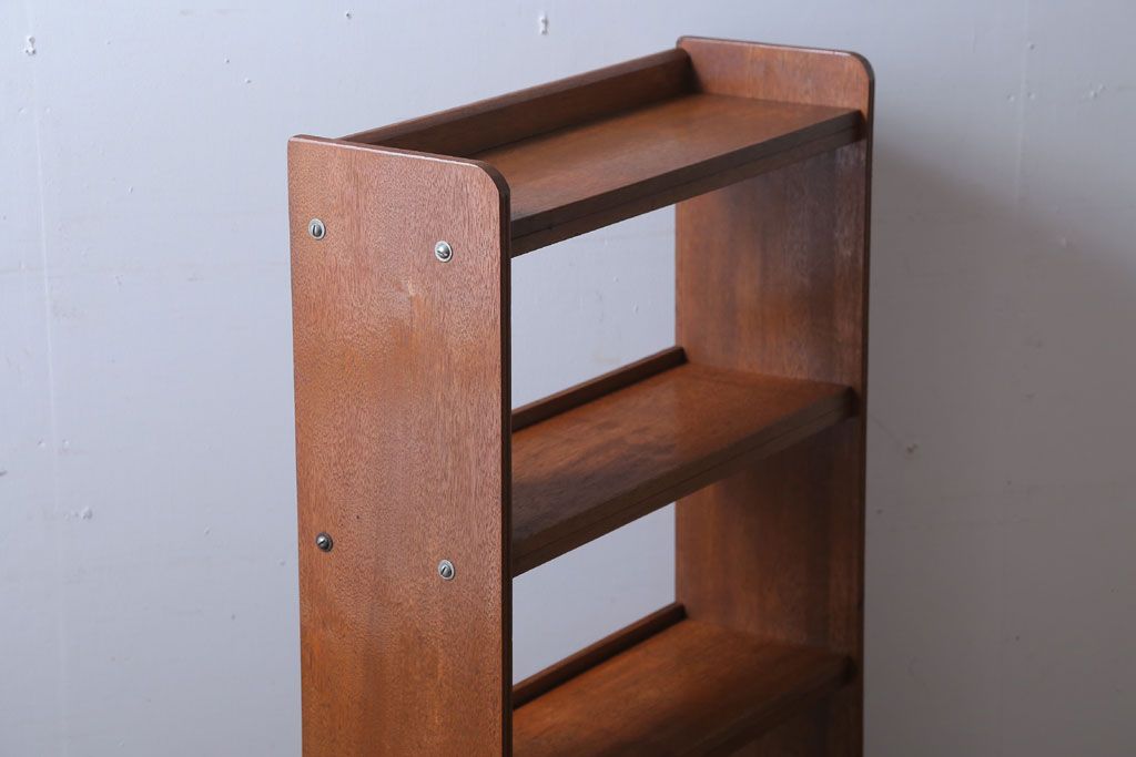 アンティーク家具　和製アンティーク シンプルなデザインの古い本棚