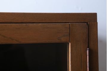 アンティーク家具　和製アンティーク　引き出し付き!　縦型が珍しいナラ材製の収納棚