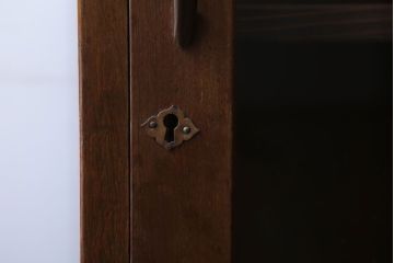 アンティーク家具　和製アンティーク　引き出し付き!　縦型が珍しいナラ材製の収納棚