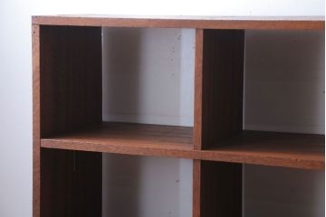 アンティーク家具　和製アンティーク　両面収納が便利なシンプルなマス目棚