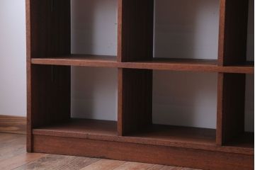 アンティーク家具　和製アンティーク　両面収納が便利なシンプルなマス目棚
