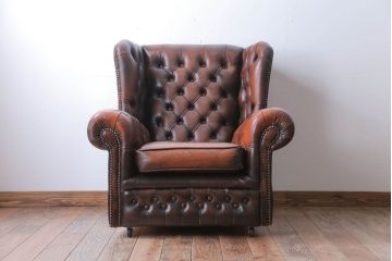 アンティーク家具　イギリスアンティーク　上品な古い高級一人掛けソファ