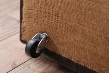 アンティーク家具　イギリスアンティーク　上品な古い高級一人掛けソファ