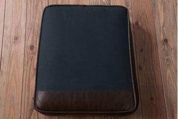 アンティーク家具　イギリスアンティーク　上品な古い高級一人掛けソファ