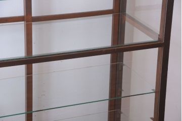 アンティーク家具　和製アンティーク　シックな縦型アンティークガラスケース