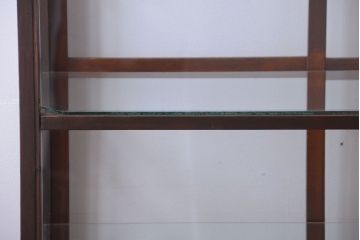 アンティーク家具　和製アンティーク　シックな縦型アンティークガラスケース