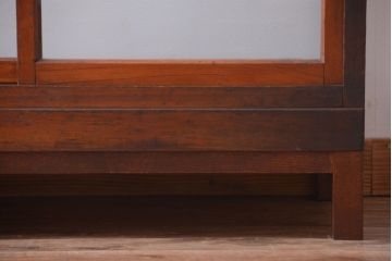 アンティーク家具　和製アンティーク　シックな縦型アンティークガラスケース