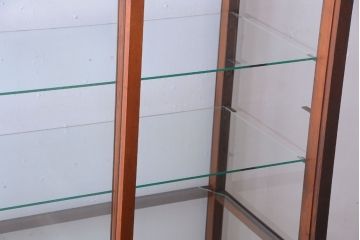 アンティーク家具　和製アンティーク　シックな縦型アンティークガラスケース