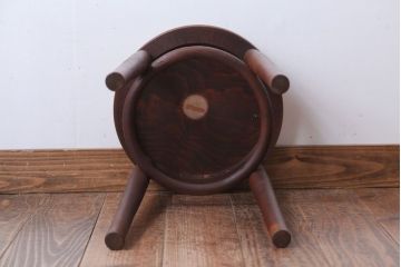 ヴィンテージ家具　和製アンティーク　ビンテージキツツキマーク!本革使用上品なスツール