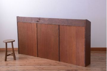 アンティーク家具　和製アンティーク　古いナラ材製のマス目本棚