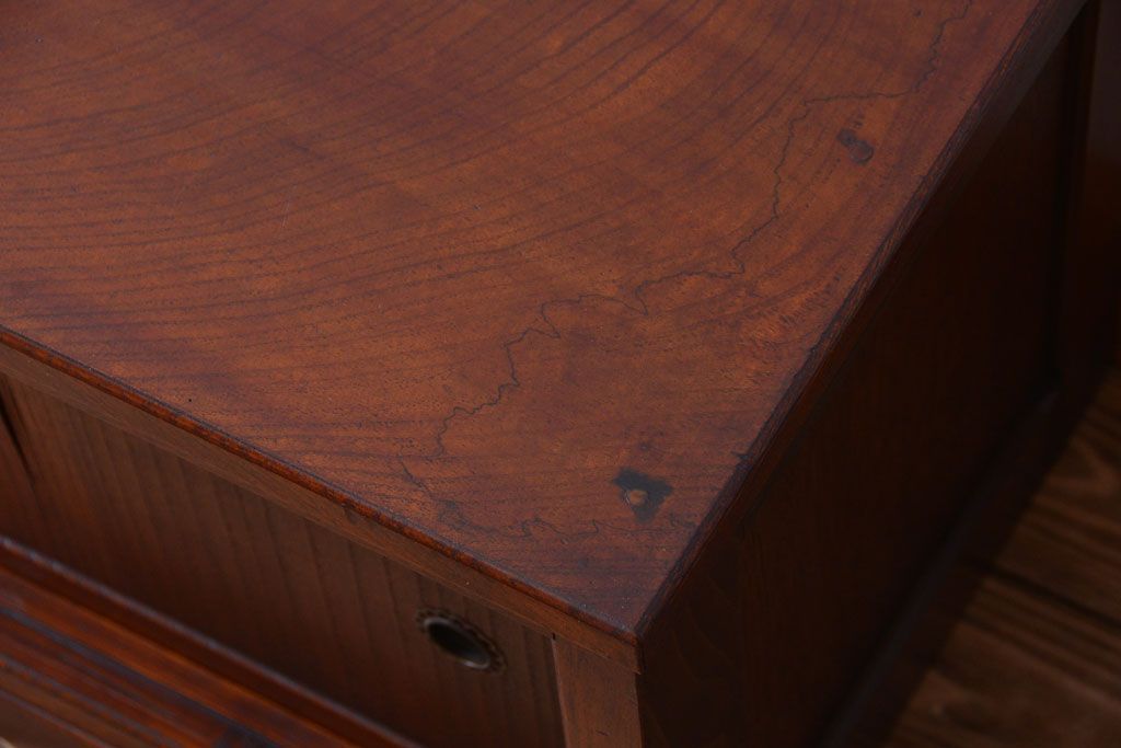 アンティーク家具　古民具・骨董　和の雰囲気のシンプルな横長ローボード