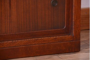 アンティーク家具　古民具・骨董　和の雰囲気のシンプルな横長ローボード