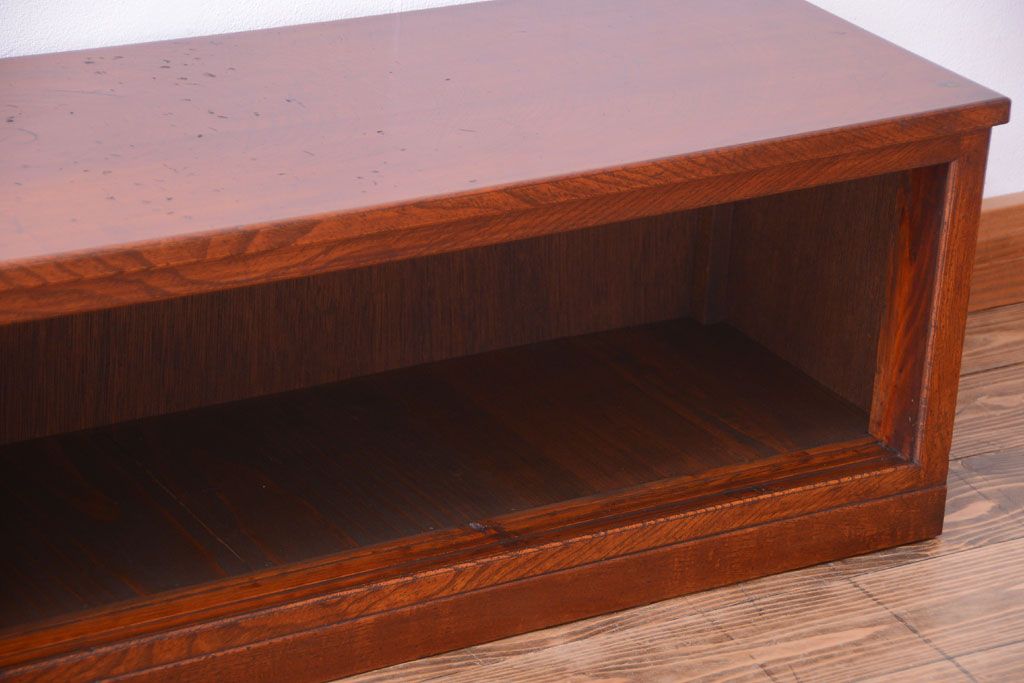 アンティーク家具　古民具・骨董　和の雰囲気のシンプルな横長ローボード