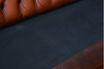 アンティーク家具　イギリスアンティーク　上品な古い高級ソファ