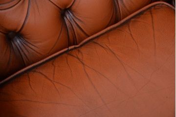 アンティーク家具　イギリスアンティーク　上品な古い高級ソファ