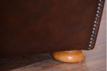 アンティーク家具　イギリスアンティーク　上品な古い高級ソファ