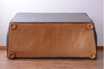 アンティーク家具　イギリスアンティーク　上品な古い高級ソファ