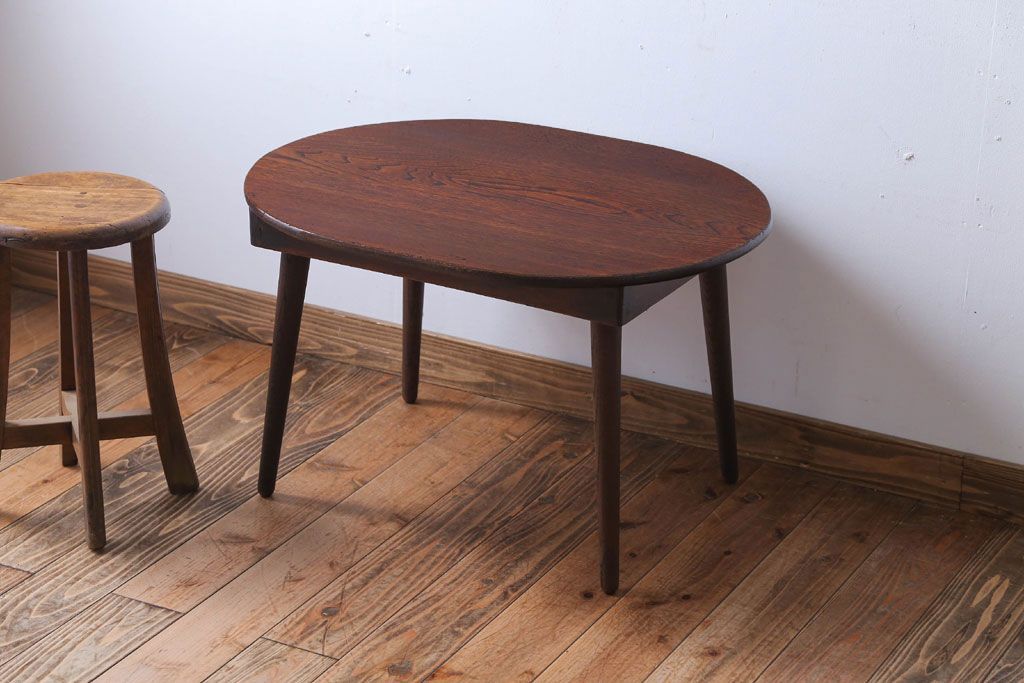 レトロ家具　昭和レトロ　楕円形の上品なセンターテーブル