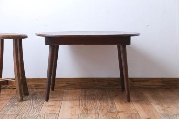 レトロ家具　昭和レトロ　楕円形の上品なセンターテーブル