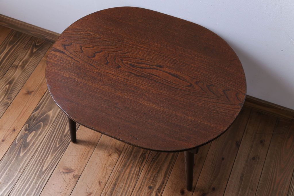 レトロ家具　昭和レトロ　楕円形の上品なセンターテーブル