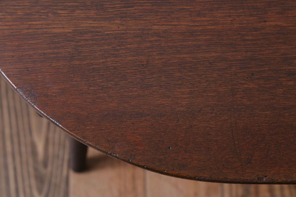 レトロ家具　昭和レトロ　楕円形の上品なセンターテーブル