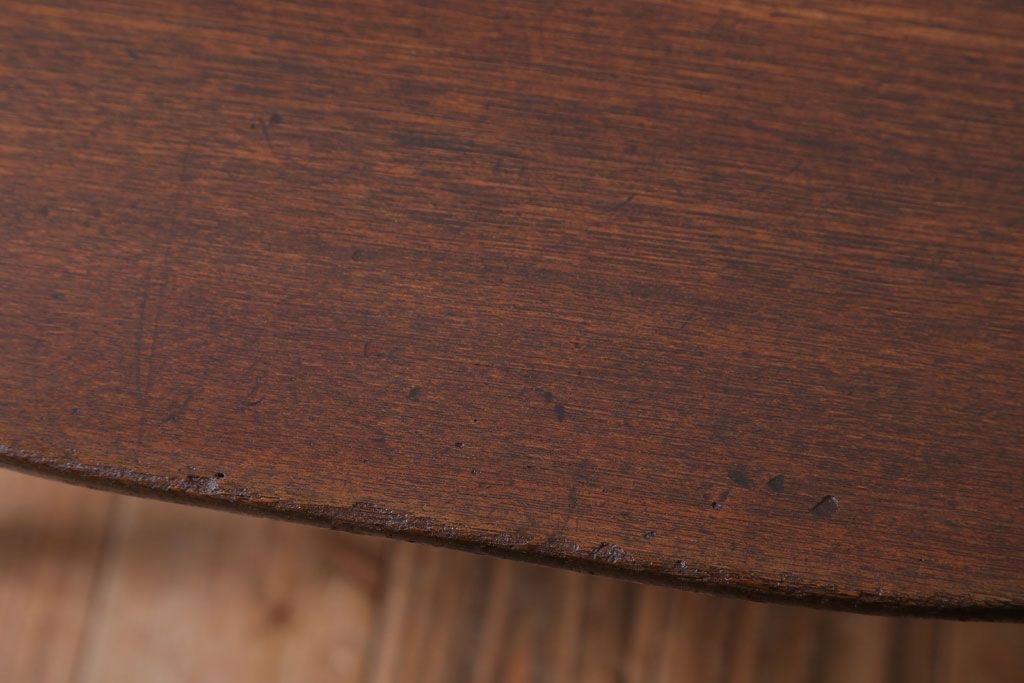 レトロ家具　昭和レトロ　楕円形の上品なセンターテーブル